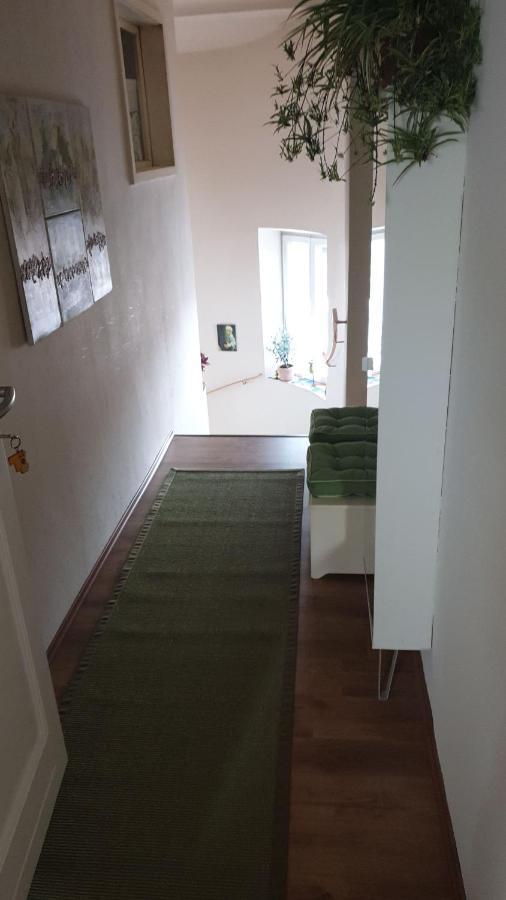 Apartment Stockerau Esterno foto